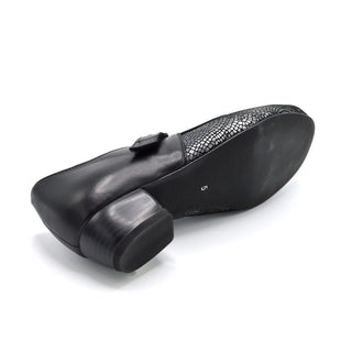 Black Ladies Velcro Court Shoe For Bunions