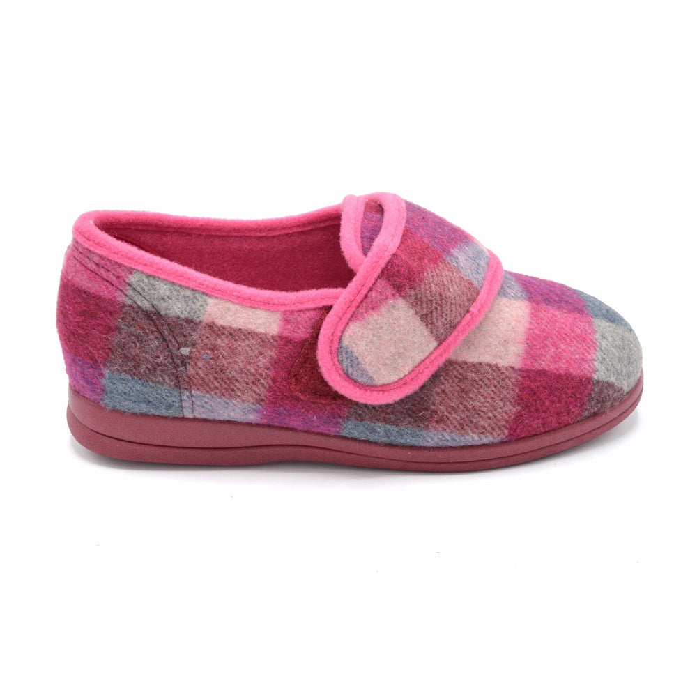 Cosyfeet Holly Ladies Extra Wide Velcro Close Slipper Pink