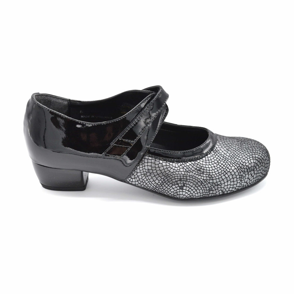 DB Wide Fit Heeled Ladies Court Shoe