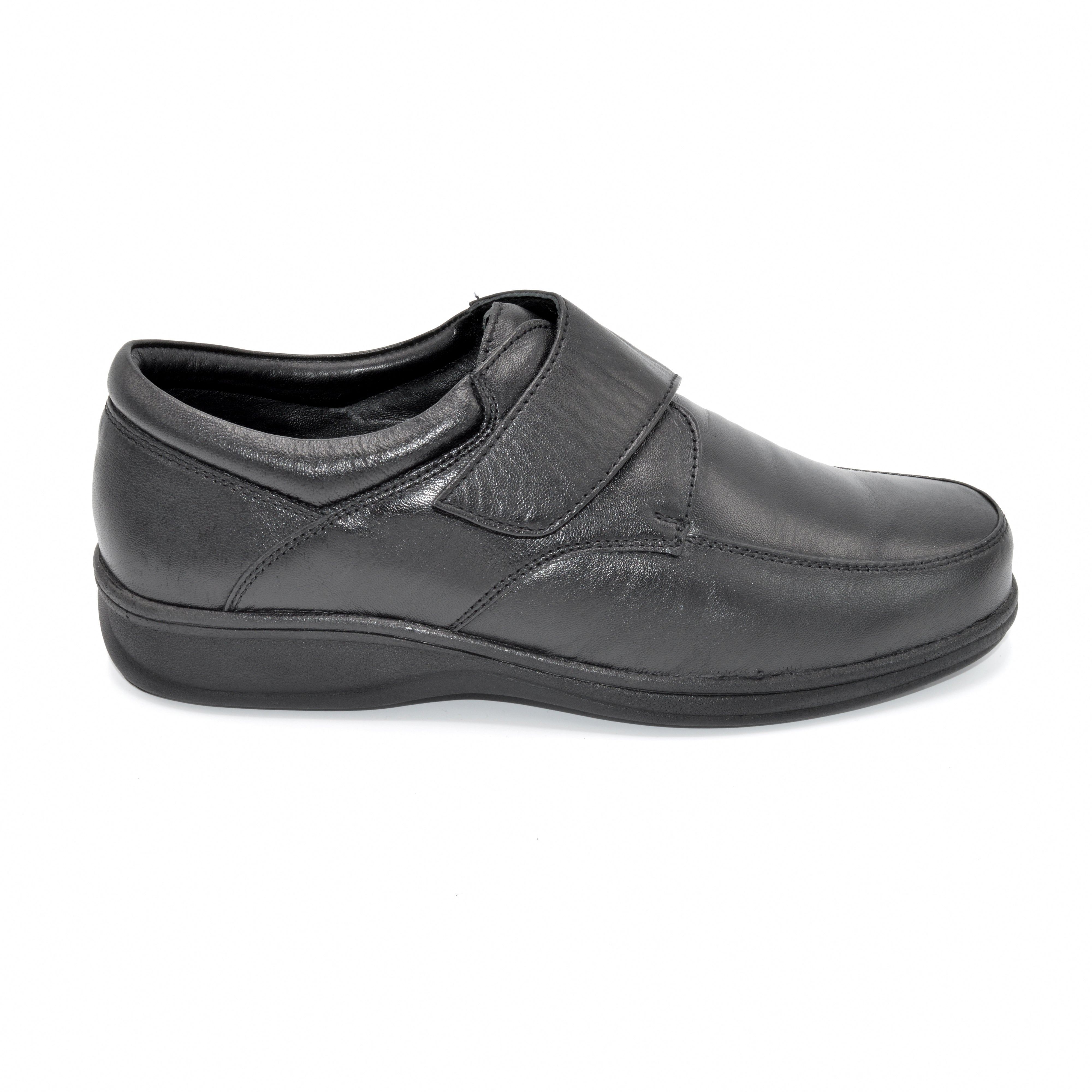 Roamers Black Velcro Wide Mens Shoe
